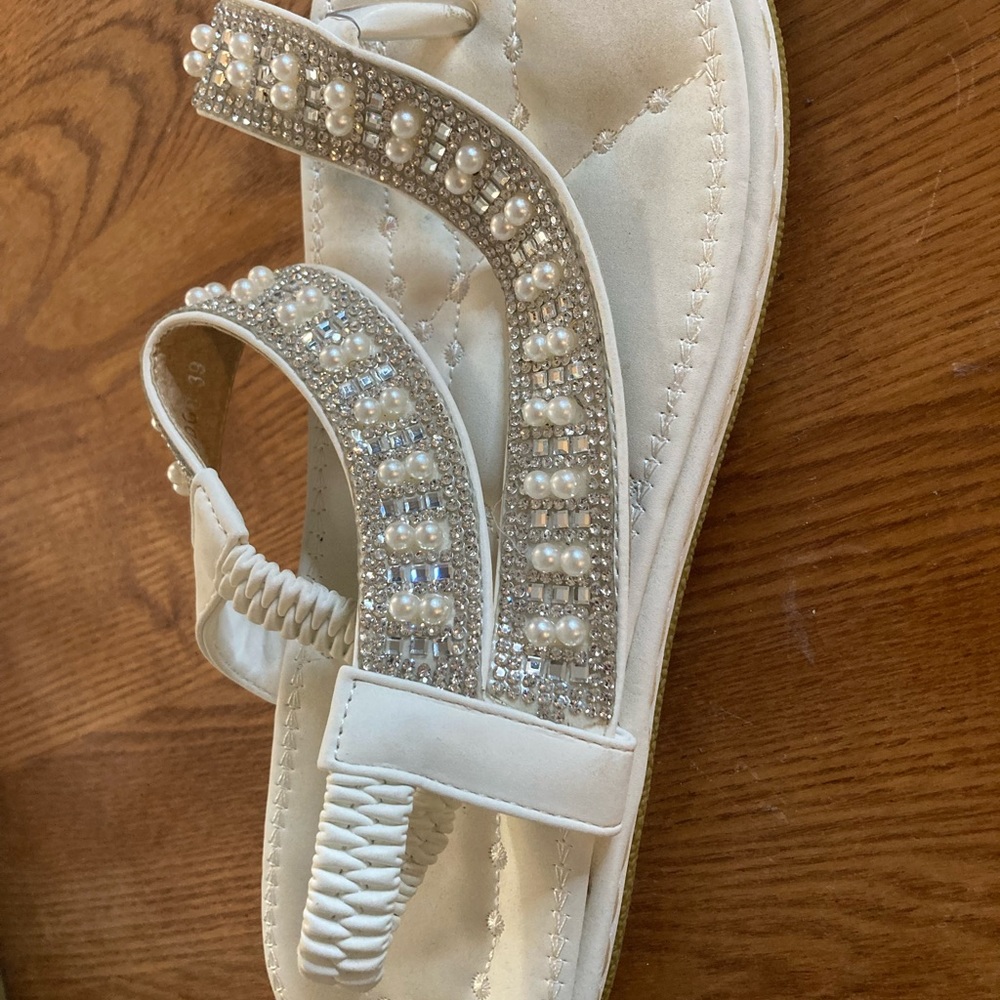 Embellished Flat Sandals